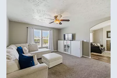 5157 W Gossamer Way S, Riverton, UT 84096 - Photo 3