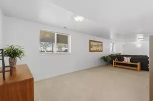 1468 N Flint Meadow Dr W, Kaysville, UT 84037 - Photo 43