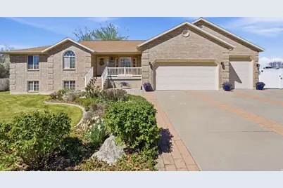 1468 N Flint Meadow Dr W, Kaysville, UT 84037 - Photo 1