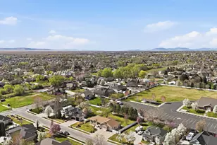 1468 N Flint Meadow Dr W, Kaysville, UT 84037 - Photo 65