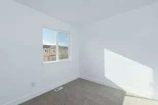 1567 W Partridge Dr (560 S) S, Vernal, UT 84078 - Photo 17