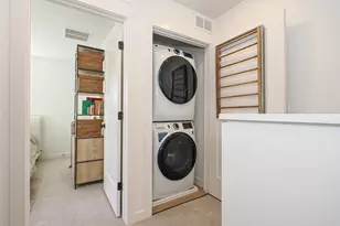 723 N 300 W, Salt Lake City, UT 84103 - Photo 29