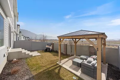 4979 W Willowbank Dr, Highland, UT 84003 - Photo 29