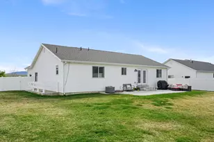 1269 E 500 S, Hyrum, UT 84319 - Photo 37