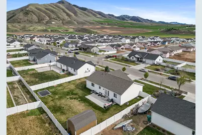 1269 E 500 S, Hyrum, UT 84319 - Photo 45