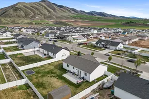 1269 E 500 S, Hyrum, UT 84319 - Photo 45