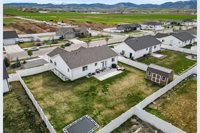 1269 E 500 S, Hyrum, UT 84319 - Photo 43