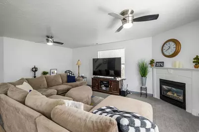 1735 Spring Creek Ranch Rd, Lehi, UT 84043 - Photo 5