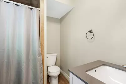 1085 E Grove Creek Dr N, Pleasant Grove, UT 84062 - Photo 11