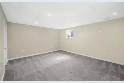 1085 E Grove Creek Dr N, Pleasant Grove, UT 84062 - Photo 27