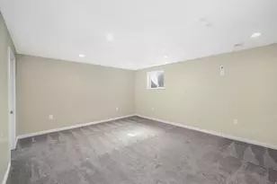 1085 E Grove Creek Dr N, Pleasant Grove, UT 84062 - Photo 27