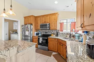 14348 S Arcadia Rose Ln W, Herriman, UT 84096 - Photo 7