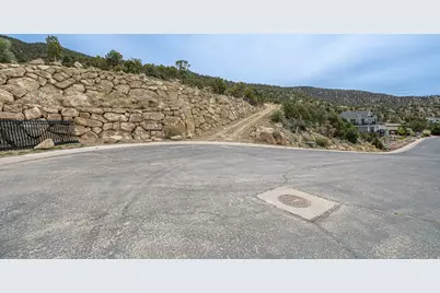 1960 N Mahogany Cir #7B, Cedar City, UT 84721 - Photo 7