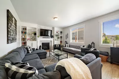 1836 E Red Oak Rd E, Eagle Mountain, UT 84005 - Photo 3