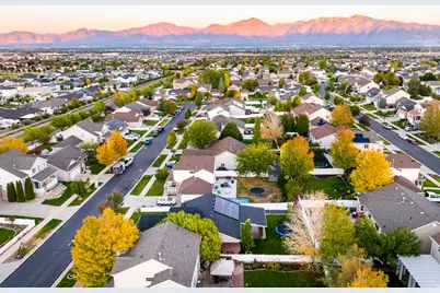 6627 W Valley Oak Dr S, West Jordan, UT 84081 - Photo 47