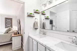 6627 W Valley Oak Dr S, West Jordan, UT 84081 - Photo 17