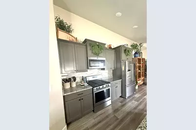 1033 S 100 W, Vernal, UT 84078 - Photo 5