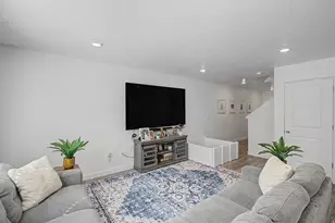 1057 E Dory Boat Rd, Saratoga Springs, UT 84045 - Photo 9