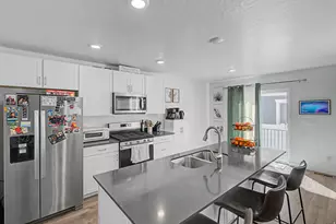 1057 E Dory Boat Rd, Saratoga Springs, UT 84045 - Photo 13