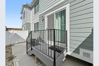 1057 E Dory Boat Rd, Saratoga Springs, UT 84045 - Photo 31