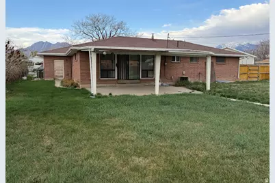 7346 S Cottonwood St, Midvale, UT 84047 - Photo 13