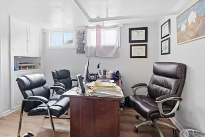 105 W 200 N, Logan, UT 84321 - Photo 33