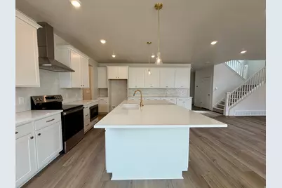 3041 N Summer Wood Dr #647, Eagle Mountain, UT 84005 - Photo 3