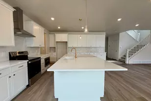 3041 N Summer Wood Dr, Eagle Mountain, UT 84005 - Photo 3