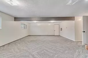 6250 S Westridge St E, Murray, UT 84107 - Photo 37