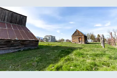 9205 S 100 E, Paradise, UT 84328 - Photo 35