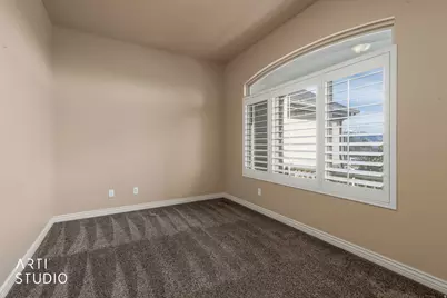 502 W Alder Creek Dr, Pleasant View, UT 84414 - Photo 13