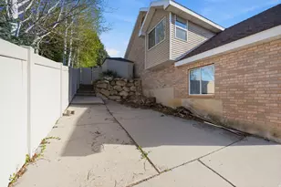 1677 E 480 S, Pleasant Grove, UT 84062 - Photo 15