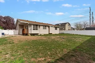 1433 W Pebblecreek Dr, Layton, UT 84041 - Photo 17