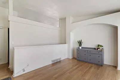 1433 W Pebblecreek Dr, Layton, UT 84041 - Photo 5