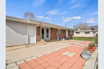 586 E Wasatch Dr N, Layton, UT 84041 - Photo 39