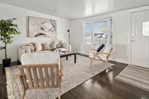 586 E Wasatch Dr N, Layton, UT 84041 - Photo 7