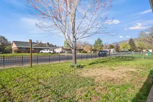 586 E Wasatch Dr N, Layton, UT 84041 - Photo 43