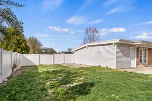 586 E Wasatch Dr N, Layton, UT 84041 - Photo 35