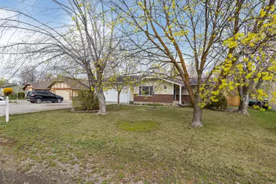 151 S 400 E, Hyrum, UT 84319 - Photo 3