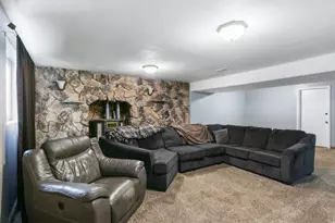 151 S 400 E, Hyrum, UT 84319 - Photo 19