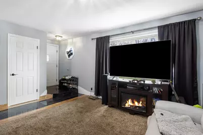 151 S 400 E, Hyrum, UT 84319 - Photo 7