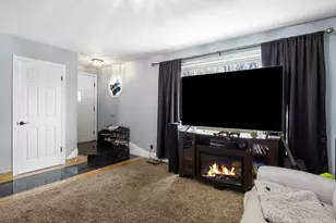 151 S 400 E, Hyrum, UT 84319 - Photo 7