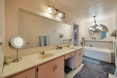 1481 W Midas Creek Dr, South Jordan, UT 84095 - Photo 17