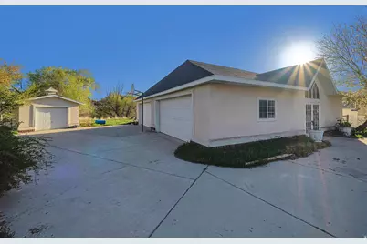 1481 W Midas Creek Dr, South Jordan, UT 84095 - Photo 3