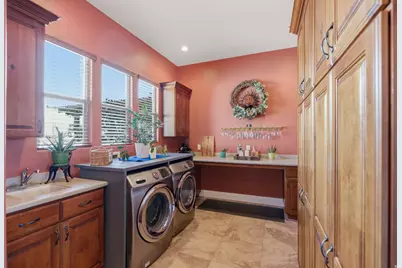 5295 N 1530 W, Winchester Hills, UT 84770 - Photo 47