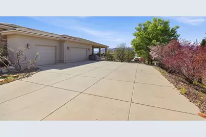5295 N 1530 W, Winchester Hills, UT 84770 - Photo 57