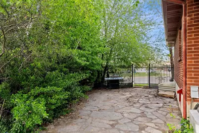 321 W 2575 N, Sunset, UT 84015 - Photo 27