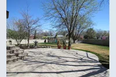 9483 S Overleigh Ct W, South Jordan, UT 84095 - Photo 9