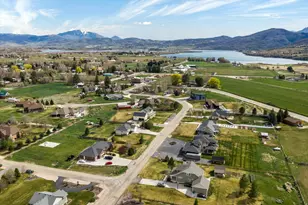 2444 N Sierra Dr, Eden, UT 84310 - Photo 37