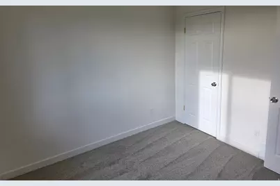 2023 N 1615 W, Clinton, UT 84015 - Photo 17